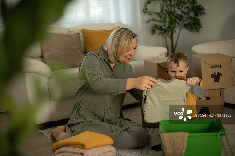 副业，整理未使用的衣服图片素材