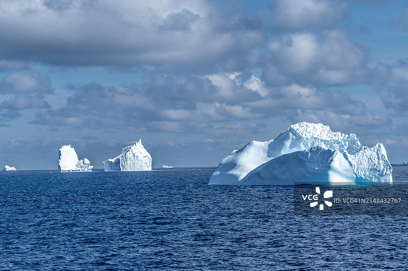 冬季阿蒙森海南极洲的壮丽海景图片素材