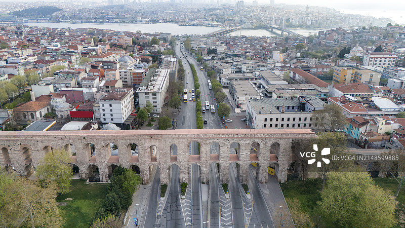 土耳其伊斯坦布尔瓦伦斯渡槽航拍图片素材