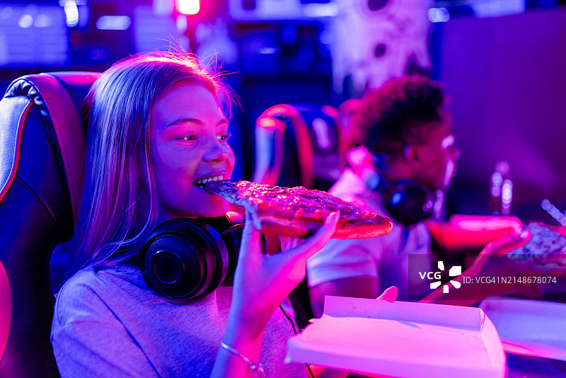 游戏与餐饮图片素材