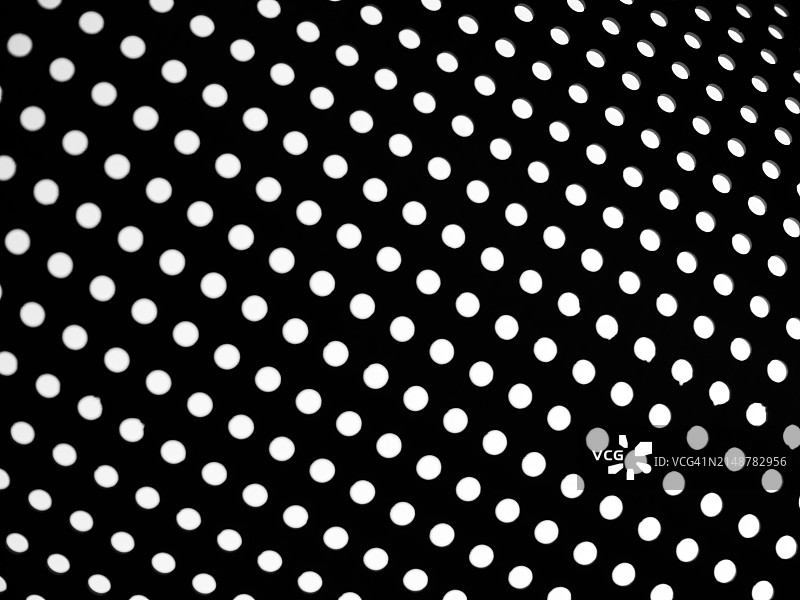 黑白背景微距透视白色圆点图片素材
