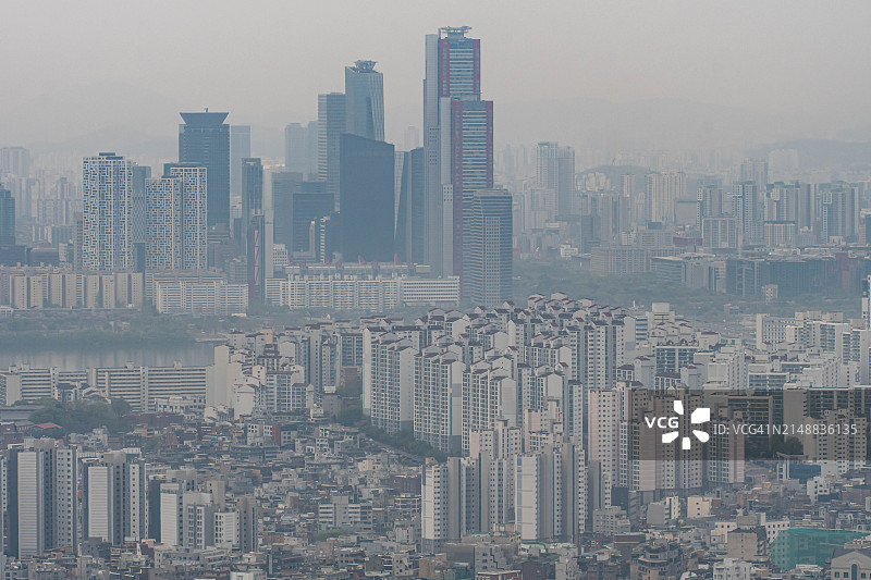 韩国首尔市的河畔住宅区图片素材