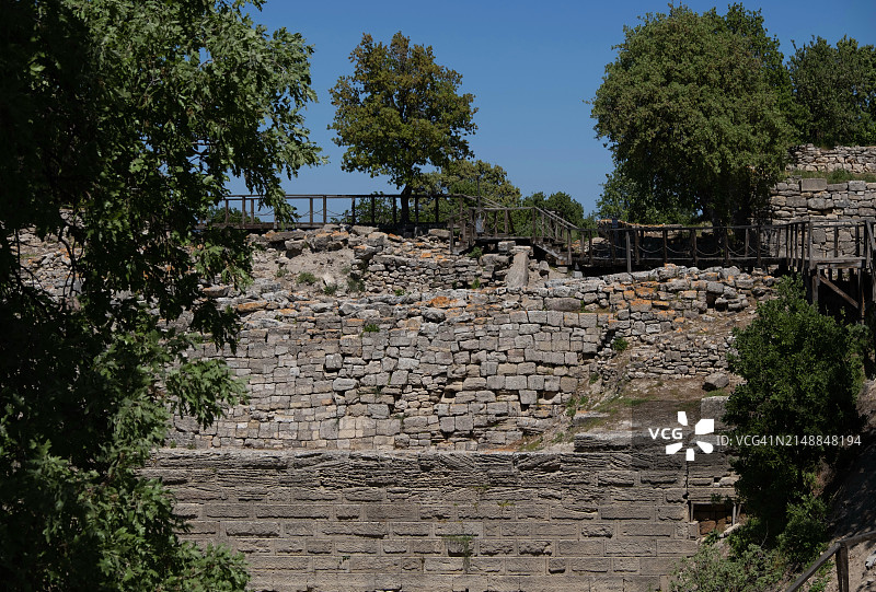 恰纳卡莱省特洛伊考古遗址的墙壁遗址图片素材