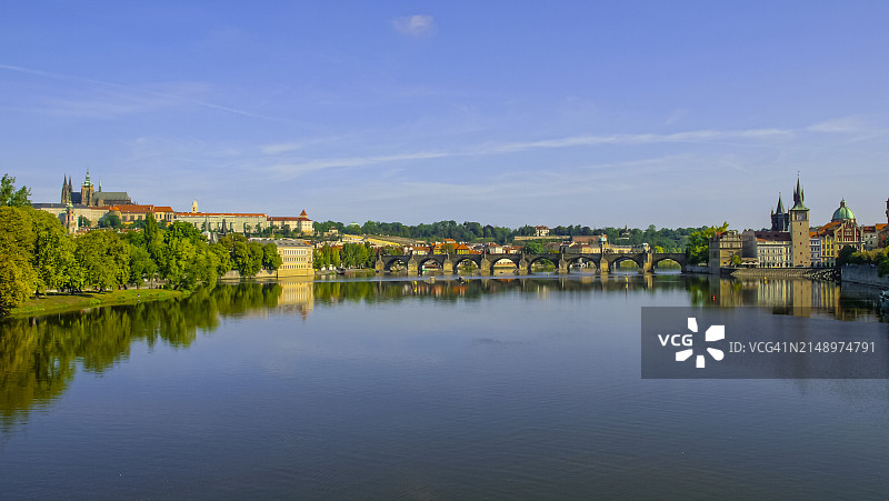 查理四世桥和城堡图片素材