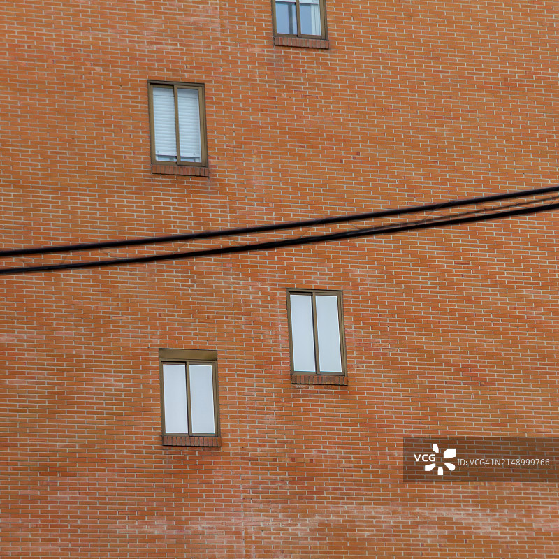 砖墙上的窗户图片素材