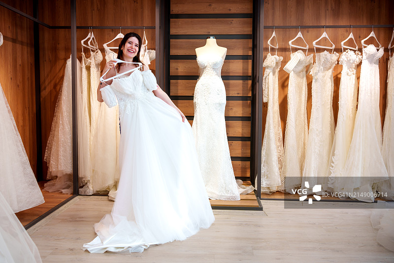 设计师为新娘准备婚礼图片素材