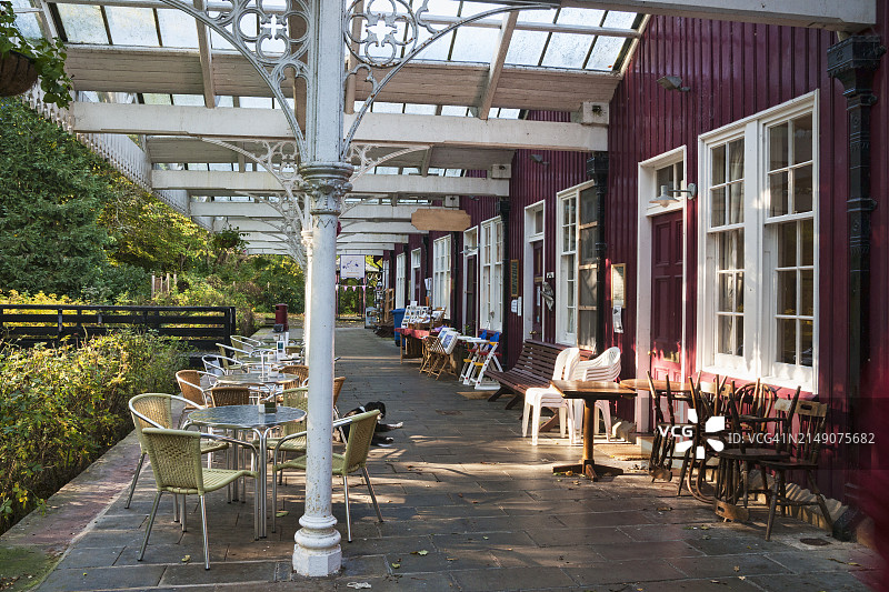 英国苏格兰罗斯-克罗马蒂——斯特拉斯佩弗的维多利亚时代车站图片素材