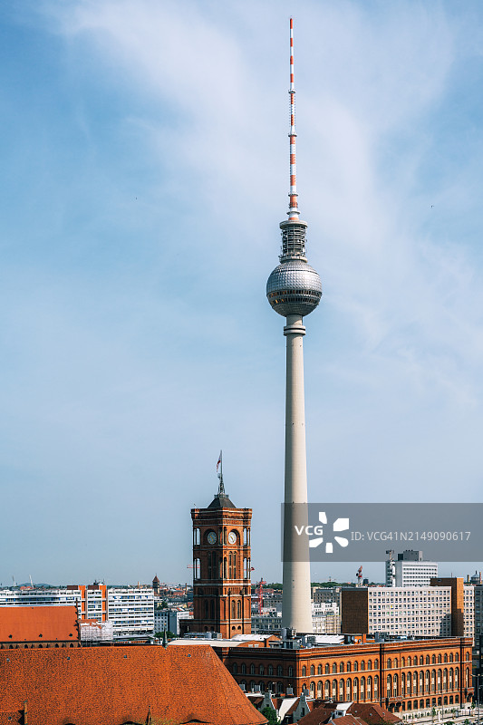 标志性的柏林天际线，以著名的电视塔为特色图片素材