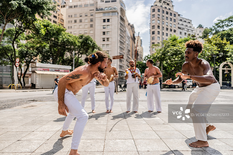 在巴西圣保罗表演卡波耶舞图片素材