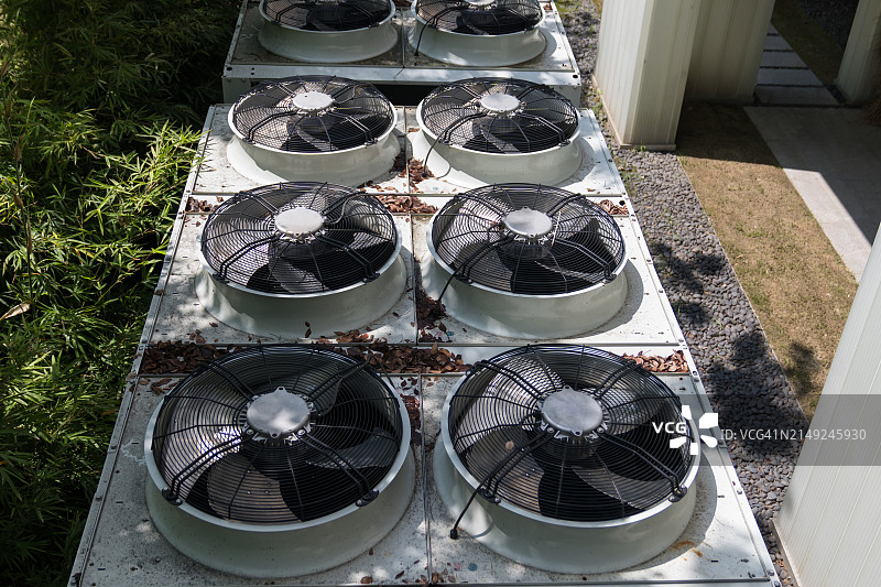 购物中心的大型空调图片素材