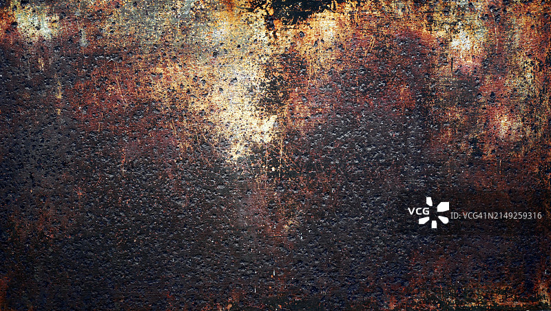 巴黎建筑工地上锈迹斑驳的金属板上的油漆层，阳光下的自然色彩图片素材
