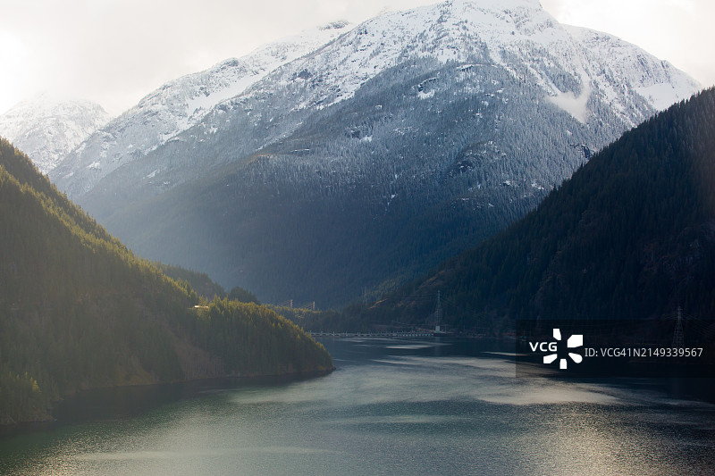 迪亚布洛湖图片素材