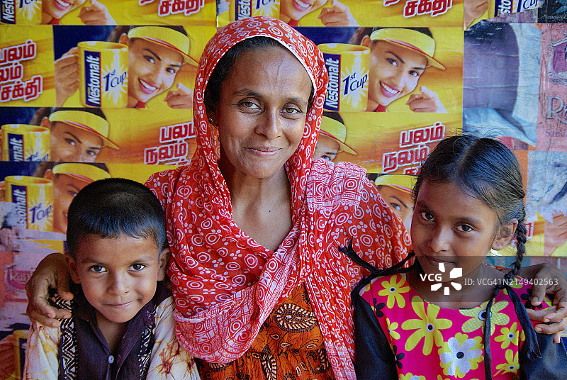 斯里兰卡母子肖像图片素材