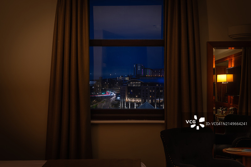 观看城市灯光图片素材