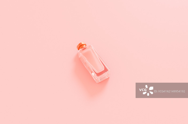 玻璃香水瓶图片素材