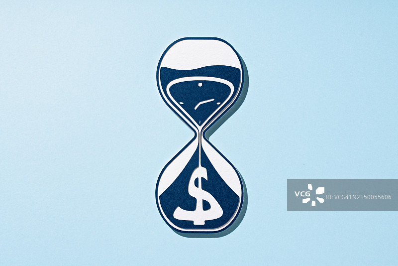 沙漏中从时钟转换的美元符号：时间就是金钱图片素材