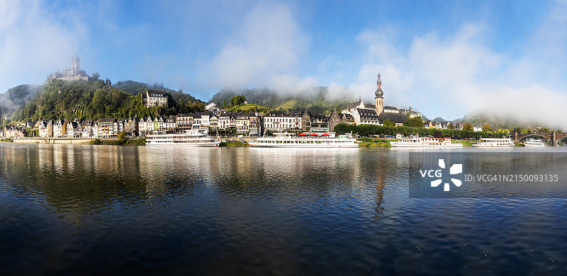 旅游目的地：德国科赫姆老镇和科赫姆城堡图片素材