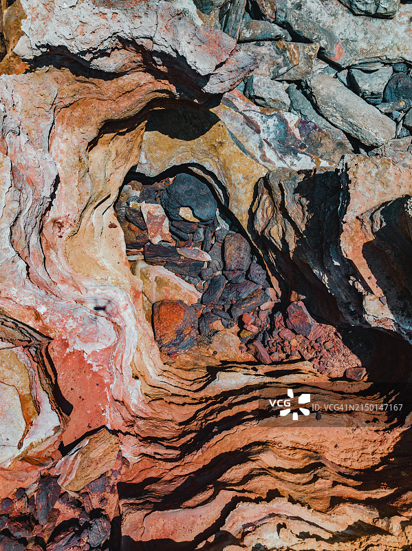 澳大利亚西澳大利亚布鲁姆甘休姆角岩层航拍俯视图图片素材