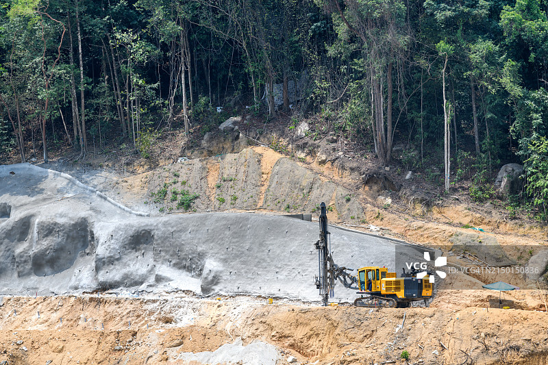 竖版泰洛克桩基钻机图片素材