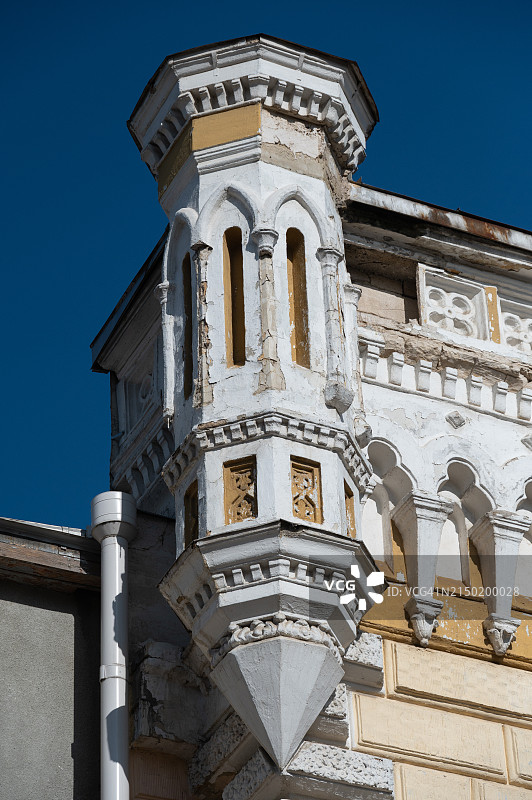 摩尔多瓦基希讷乌一座建筑上错综复杂的建筑细节图片素材