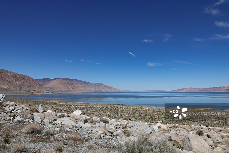 旅行目的地：内华达州的沃克湖图片素材