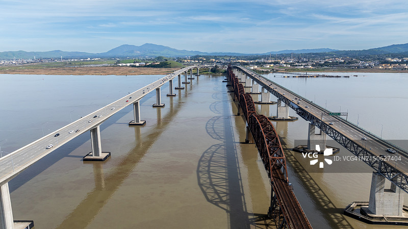 贝尼西亚-马丁内斯大桥图片素材