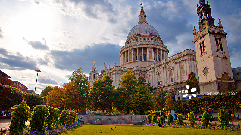 伦敦圣保罗大教堂图片素材