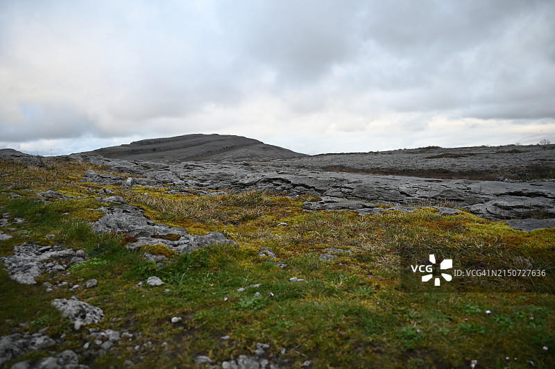 对着天空的风景图片素材