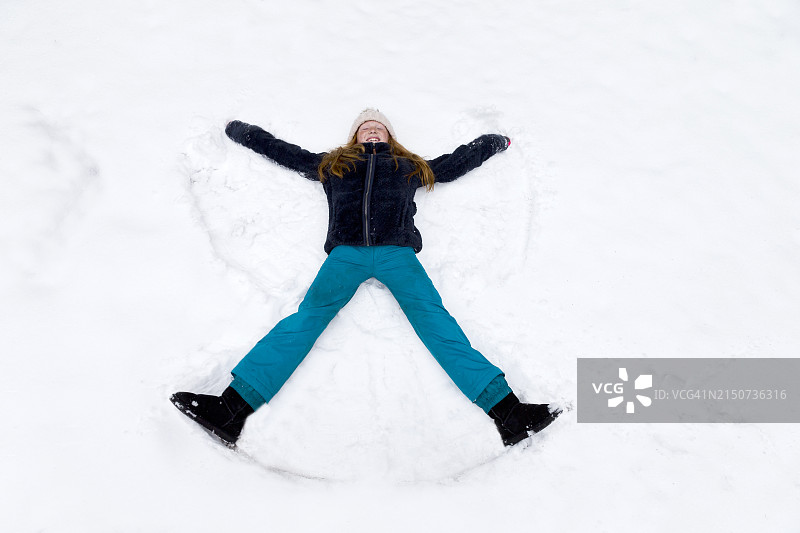 家庭冬季度假图片素材