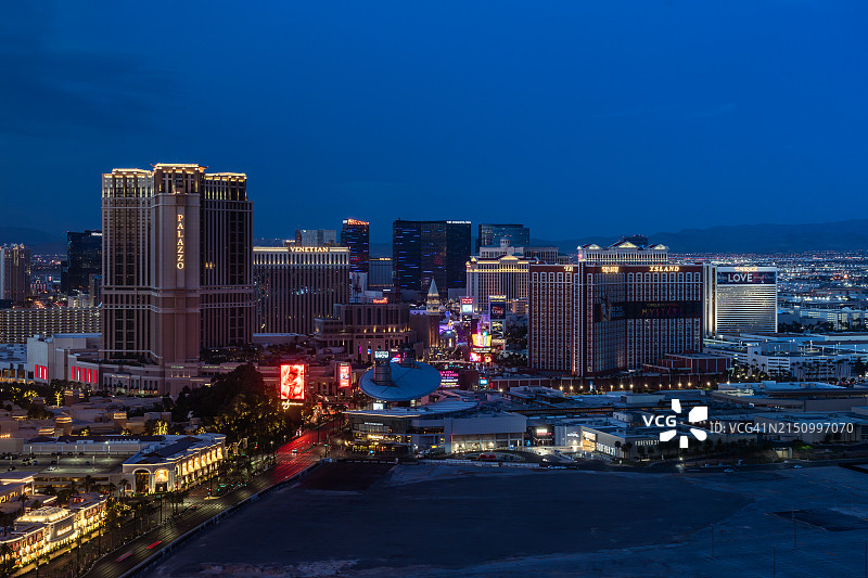 拉斯维加斯大道夜景高角度拍摄图片素材