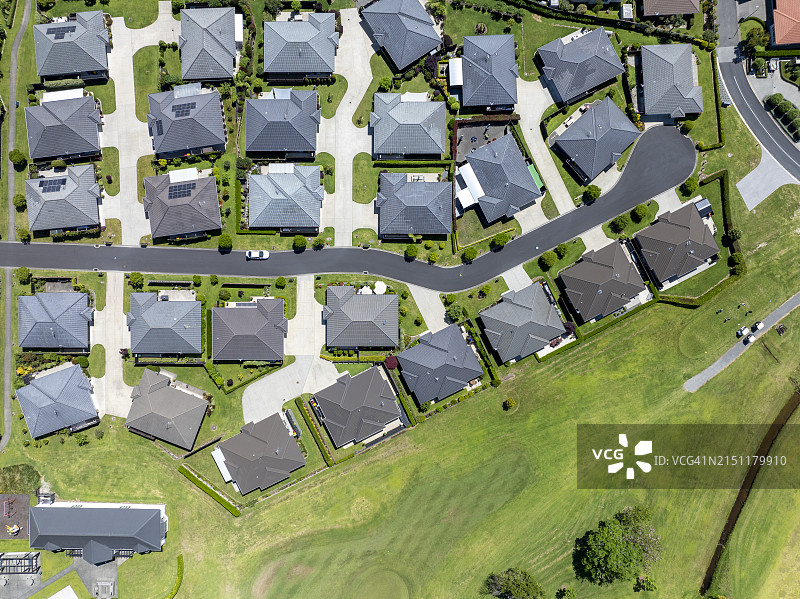 宁静的社区鸟瞰图图片素材