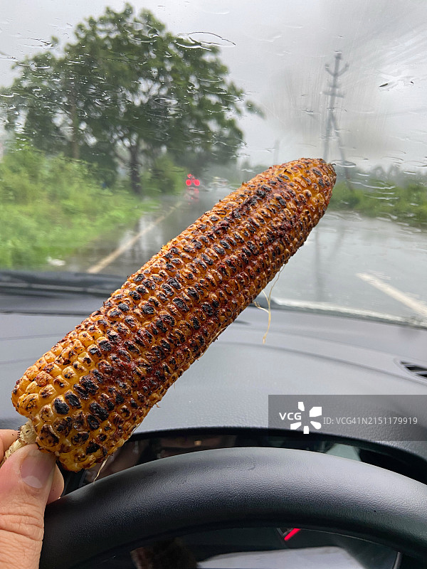 烤甜玉米图片素材