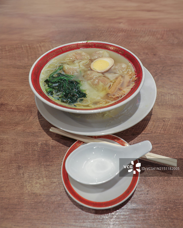 横滨的传统粤式云吞面图片素材