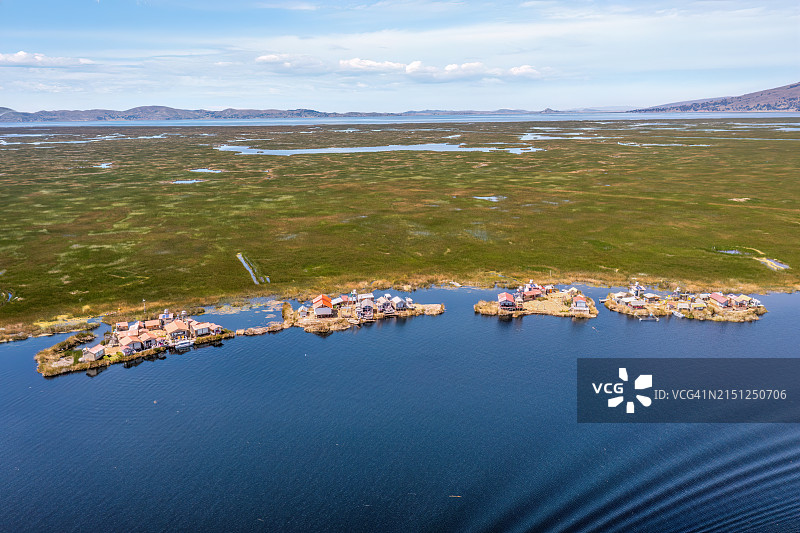 秘鲁的的喀喀湖乌洛斯群岛图片素材