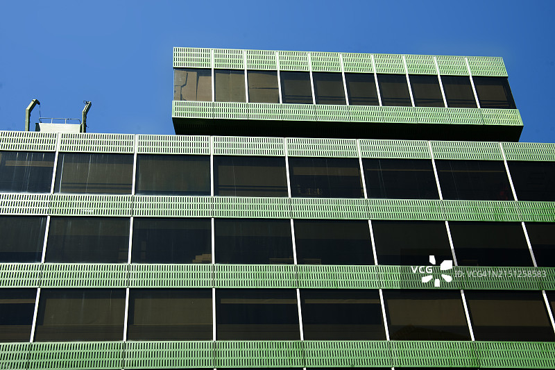 西班牙毕尔巴鄂现代建筑外墙图片素材