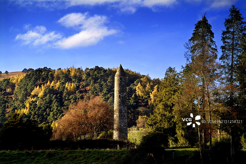 爱尔兰威克洛郡格兰达洛修道院遗址图片素材