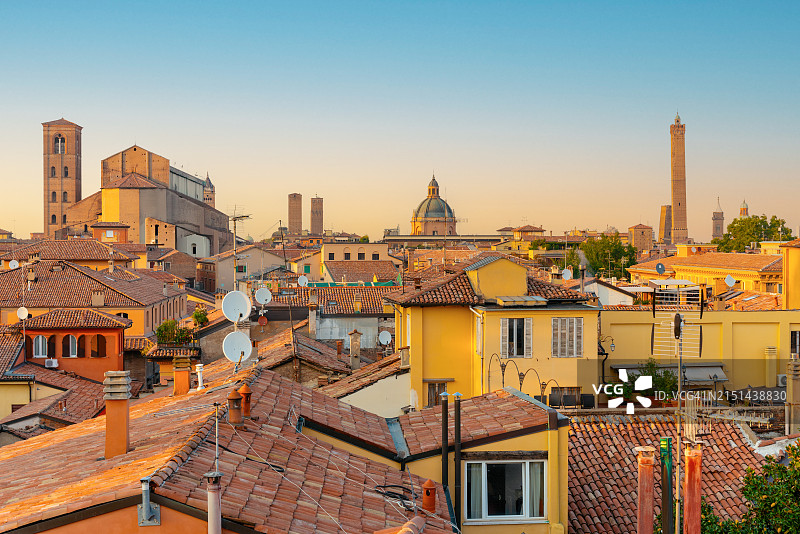 意大利艾米利亚-罗马涅大区博洛尼亚的日落图片素材