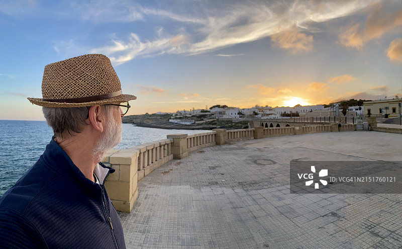 在圣玛丽亚迪卢卡观看日落图片素材