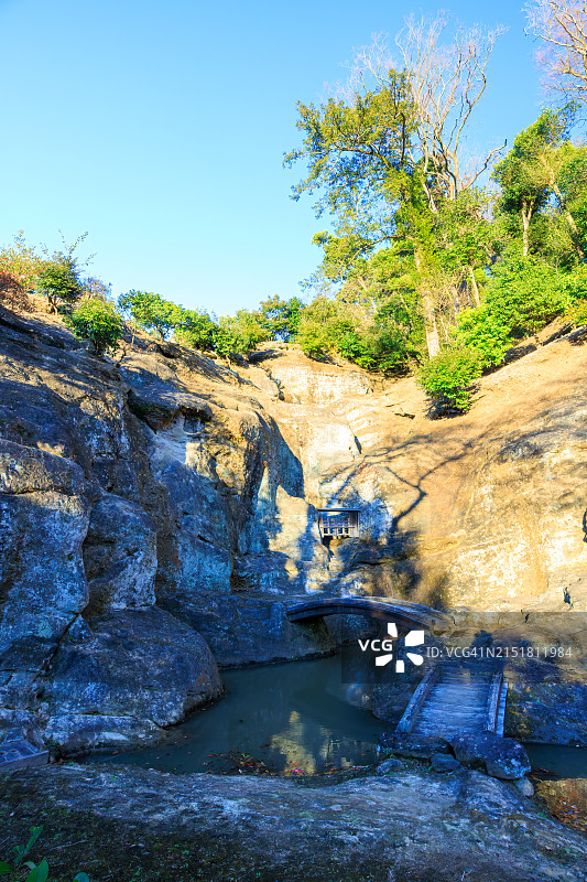 瑞泉寺内的庭院风光图片素材