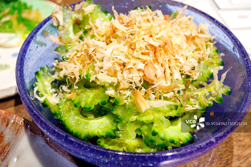 冲绳特色蔬菜：苦瓜沙拉图片素材