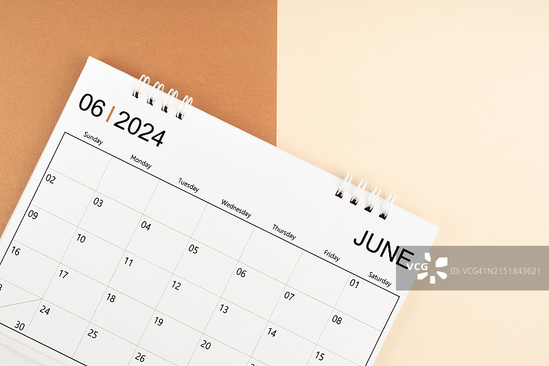 2024年桌面日历：6月双色背景工作生活计划图片素材