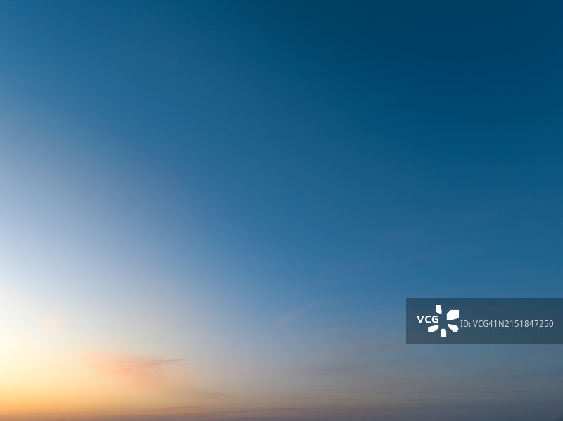 日出天空图片素材