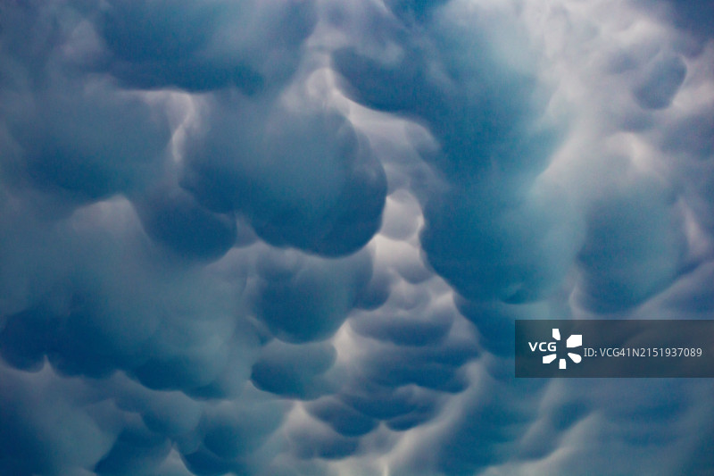 乳状云图片素材