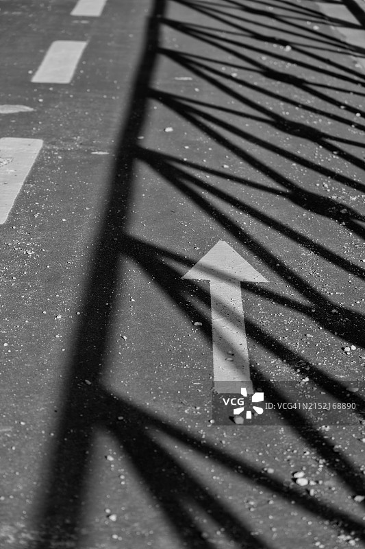 箭头与阴影图片素材