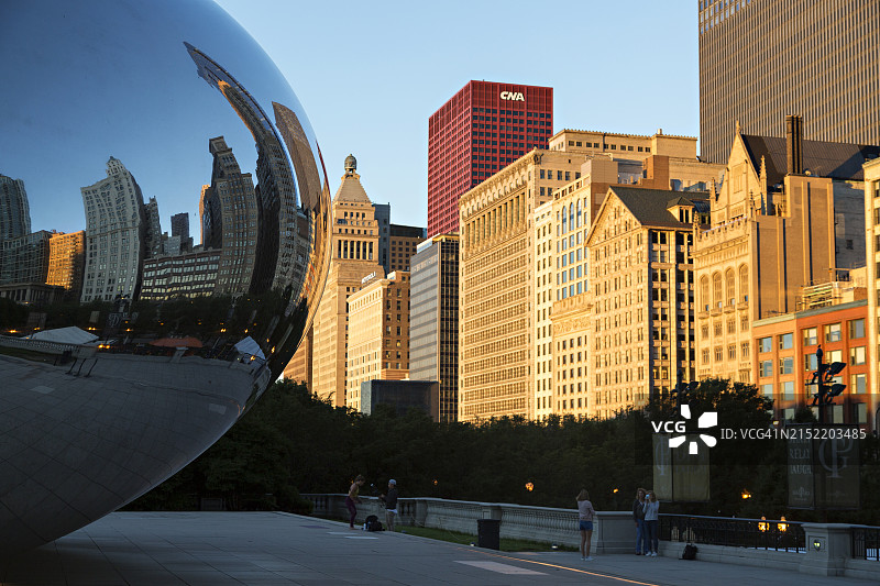 芝加哥千禧公园的云门（又称“豆荚”）图片素材