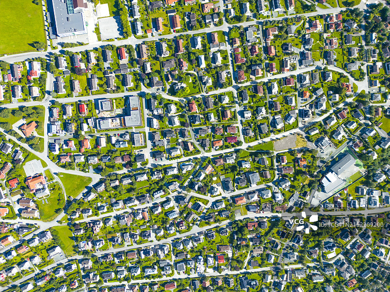 俯瞰摩天大楼+城市航拍地图图片素材