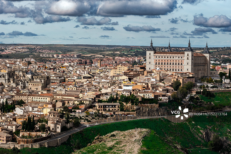 从瞭望点看托莱多城堡图片素材