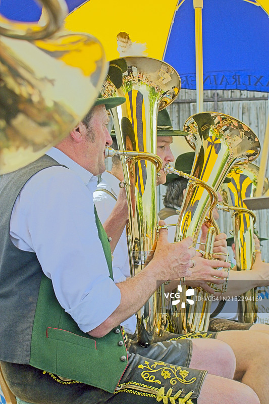 德国村庄的五月柱仪式图片素材