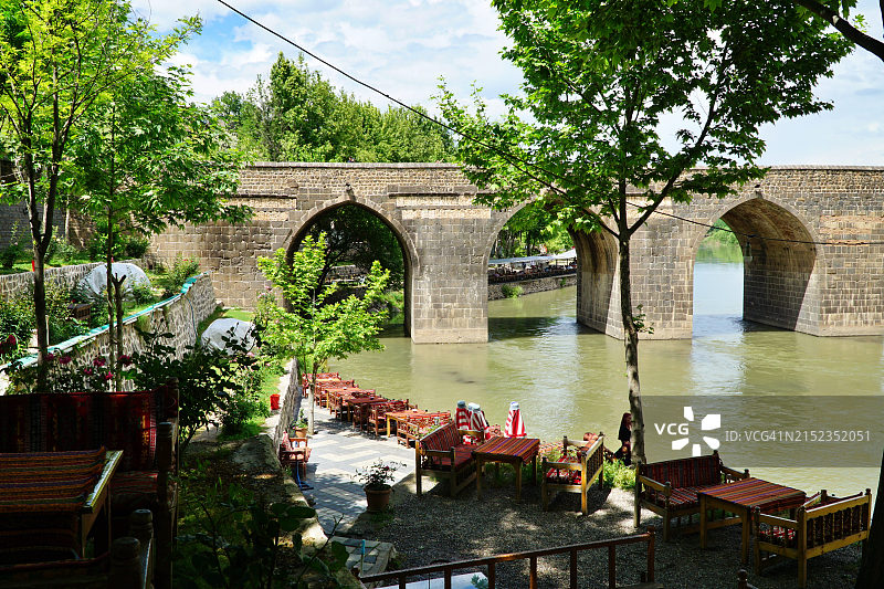 迪亚巴克尔的十拱桥图片素材