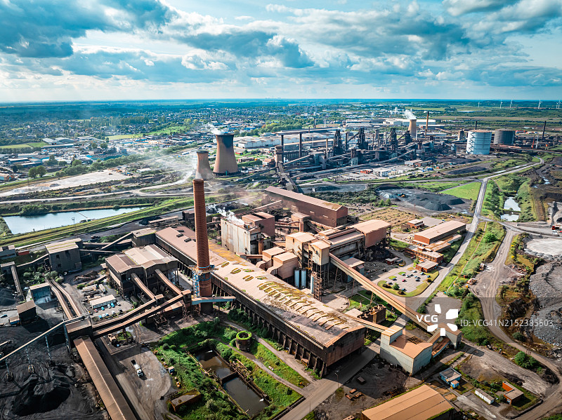 斯肯索普钢铁厂鸟瞰图片素材